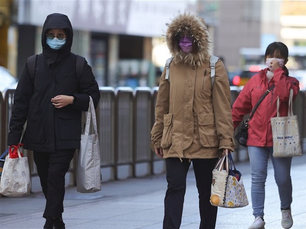 冷氣團13日南下 吳德榮：冷到16日、低溫探10度