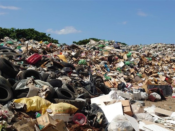 兰屿垃圾场暂存容量剩10天 环署补助处理经费解危机