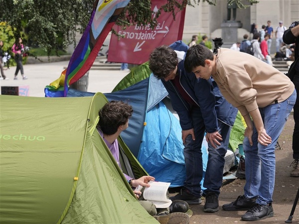 义大利校园兴起帐篷潮抗议高租金 衍生政治风暴