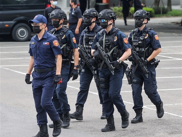 警勤加給7月起調高15% 政院：感謝員警配合防疫、打詐等辛勞