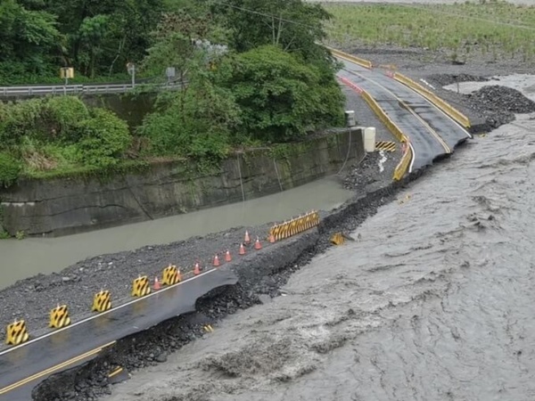 颱風杜蘇芮帶豪雨 南橫天池到大關山土石流