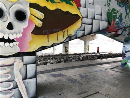 10人社交圈拉誰加入？加拿大人解封費思量