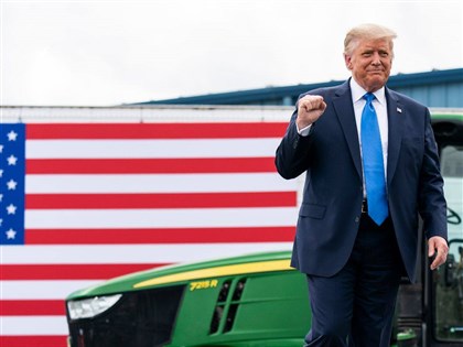 美經濟墜深淵 川普撒錢拚連任