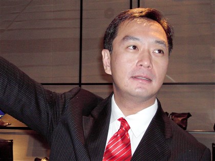 嚴凱泰一手引進 嘉裕2021年首季終止Armani代理