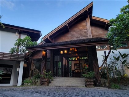 屏東牡丹灣Villa群聚 交旅處舉發15人移送衛生局