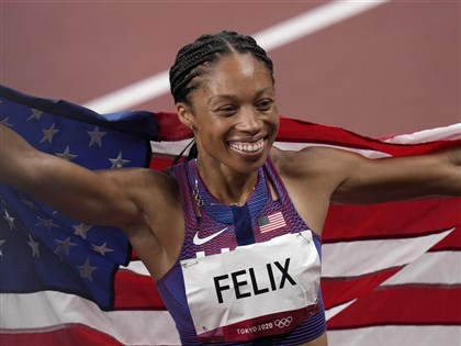 菲麗絲拿下奧運女子田徑最多獎牌 平劉易士紀錄