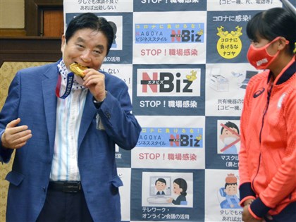 名古屋市長咬金牌惹議 東奧組委會將換發新獎牌給選手
