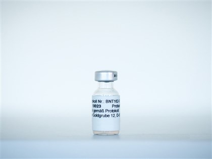 德BNT疫苗原廠：手續完成就交貨台灣