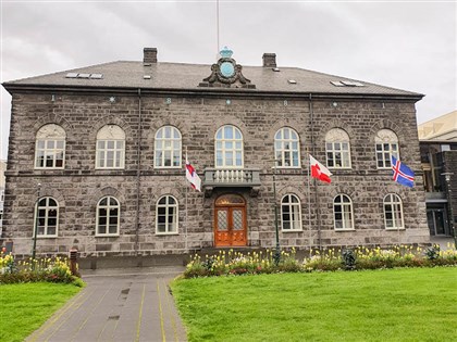 冰島國會創歐洲首例女性議員過半 總理可能換人當