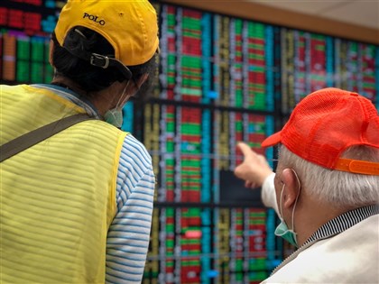 航運低接買單撐盤 台股翻紅站回16400點【更新】