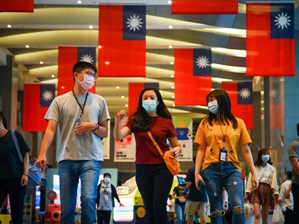 五倍券8日啟用 已預訂紙本民眾超商可領取