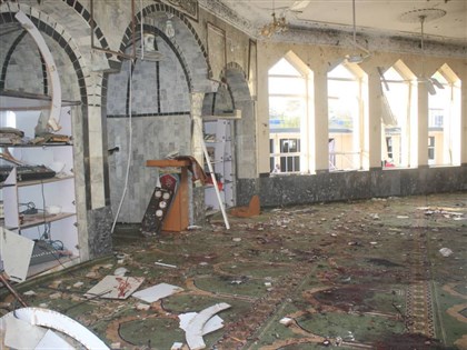 阿富汗清真寺自殺炸彈攻擊 伊斯蘭國宣稱犯案