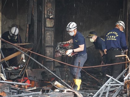 高雄城中城火警9人無生命跡象 雜物堆積或人為釀火待查