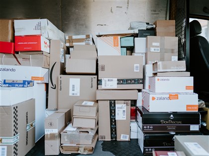 確認收件人才通關 快遞包裹明年6月全面預先委任