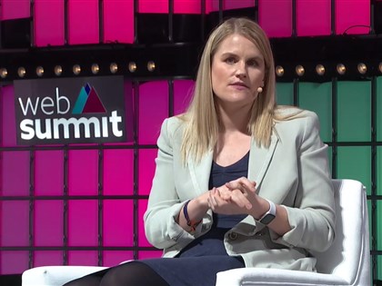 臉書吹哨人：祖克柏辭執行長 公司才有望改變