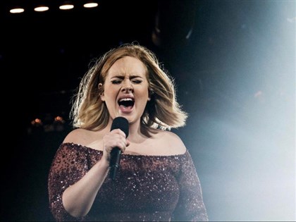 Travis Scott開唱釀8死 演唱會突發事件Adele、Linkin Park曾完美場控