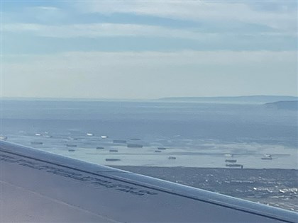 加州洛杉磯長堤塞港未緩和 貨輪排隊數量天數創新高