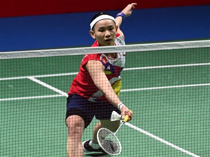 戴資穎直落二打垮辛度 生涯首闖羽球世錦賽4強[影]