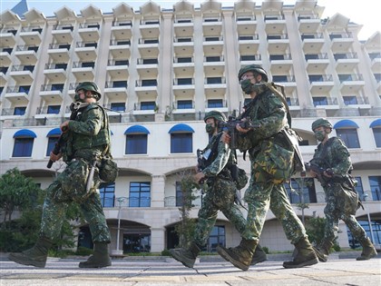 立院三讀  軍職夫妻可同時申請育嬰留職停薪