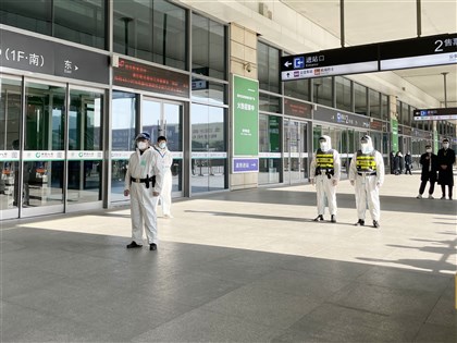 中國西安增63宗本土病例 封城抗疫暫停長途客運