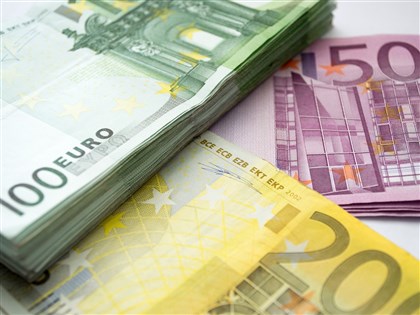 歐元紙幣走過20年將大改造 設計師憂引發各國較勁