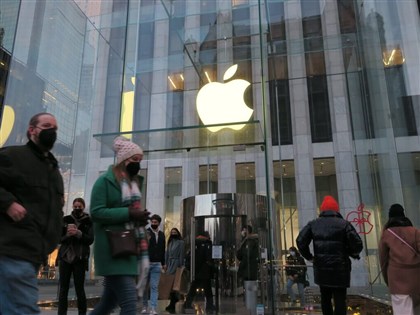 蘋果市值突破3兆美元全球首家 近2年飆升2倍