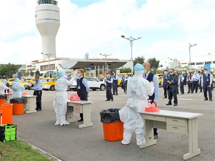 早安世界》桃園機場群聚感染4人確診 設前進指揮所因應