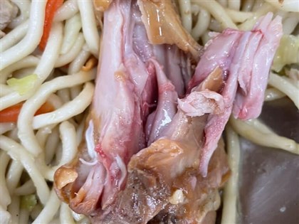 宜蘭34學生吃到不熟肉腹瀉 勒令團膳商暫停供餐