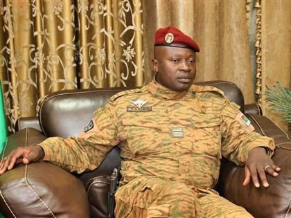 布吉納法索政變軍頭籲國際援助 罷黜總統傳遭軟禁