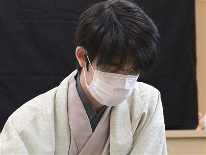 藤井聰太奪王將頭銜 締日本將棋最年輕五冠紀錄