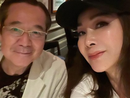 巴戈癌逝 陳美鳳心痛不已：小年夜剛到他家聚餐[影]