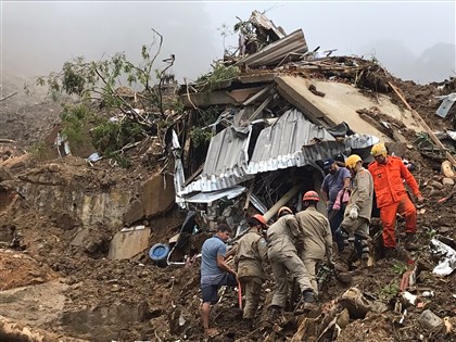 里約山城貝德羅保利斯大雨成災 土石流沖毀道路至少78死[影]