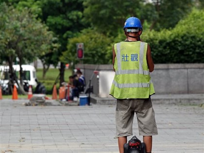 中階技術人才留用  曾來台工作滿年限移工也適用