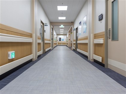 台南某醫院2員工確診  曾與染疫復健者足跡重疊