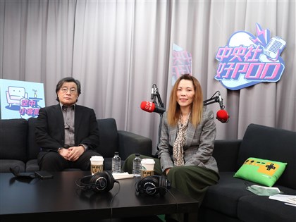 【空中小客廳S1E30-1｜我們的魔幻時代】吳叡人vs.大公報：我是一個被當犯罪證據的工具