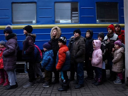 330萬烏克蘭難民湧入歐洲 兒童販運風險高漲