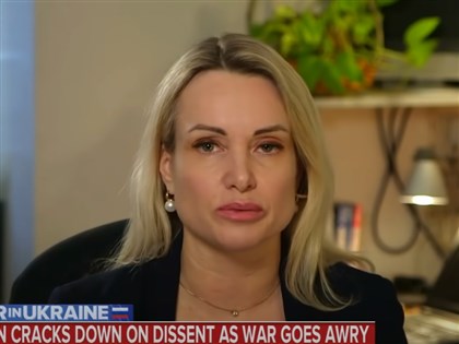 俄羅斯電視台示威女編輯：拋磚引玉盼激勵更多人反戰[影]