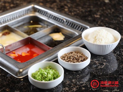 疫情衝擊、成本高漲 海底撈去年慘關276家店