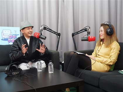 【空中小客廳S1E31】藝人黃子佼：我希望給觀眾的印象 是一棟百貨公司