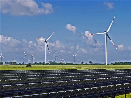 淨零碳排轉型8年9000億 2050拚再生能源占比破6成