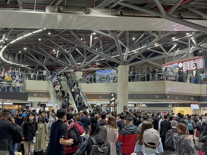 高鐵斷電7小時搶通 雙鐵上百班列車、逾12萬人受影響