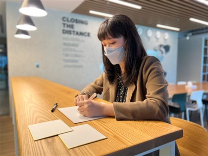 「我的室友帥哥學長」帶路 工程師意外畫出網漫人生