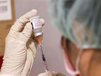 兒童莫德納副作用發燒為主 心肌炎未高於青少年