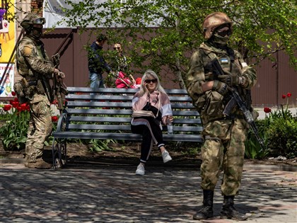 俄軍開進烏南 居民不反抗「慶幸不是馬立波」