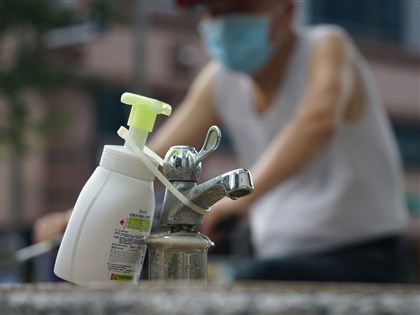 公廁門把水龍頭易有病菌 醫：洗完手要再消毒