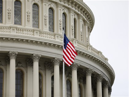 女軍醫拍下馬立波慘況 美通過400億美元援烏經費