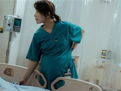 「小劉醫師」不開刀謎底曝光 罹PTSD崩潰手抖