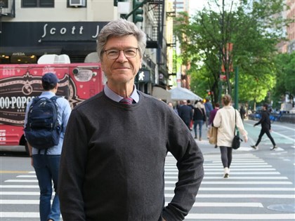 傑佛瑞薩克斯獲唐獎永續發展獎 經濟氣候等跨領域研究造福世人[影]