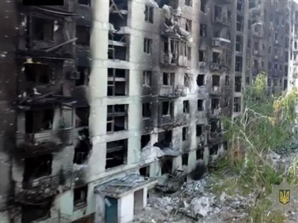 北頓內茨克遭俄軍轟成廢墟 烏克蘭將撤出部隊