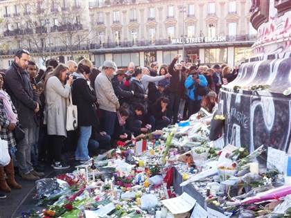2015年巴黎恐怖攻擊130死 伊斯蘭國主嫌被判無期徒刑